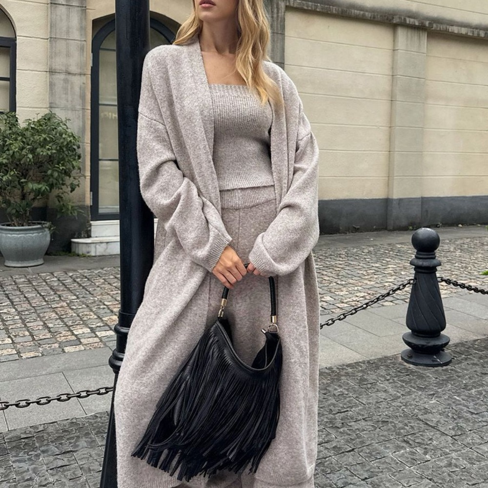 Commense Beige Knit Cardigan Set - Picture 5 of 9